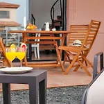 Villa Casa Bonita 2 *