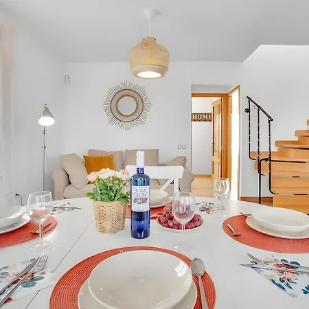 Villa Casa Bonita 2 *