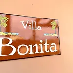 Casa Bonita 2 ヴィラ *